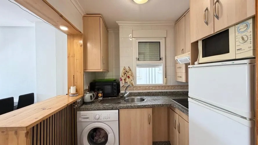 2 bedrooms apartment for sale, Torrevieja, Spain No. 2254 № 15
