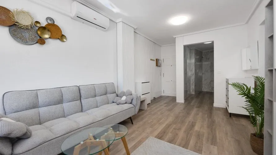 54m² apartment for sale, Torrevieja, Spain No. 2246 № 24