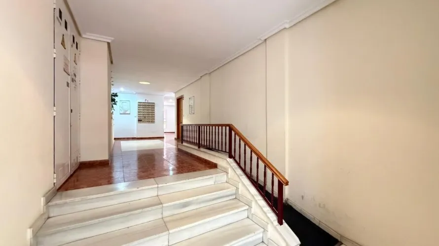 1 bedroom apartment for sale, Torrevieja, Spain No. 2253 № 1