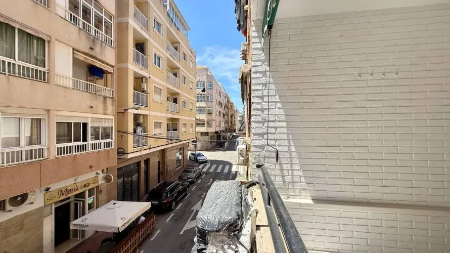 2 bedrooms apartment for sale, Torrevieja, Spain No. 2322 № 10