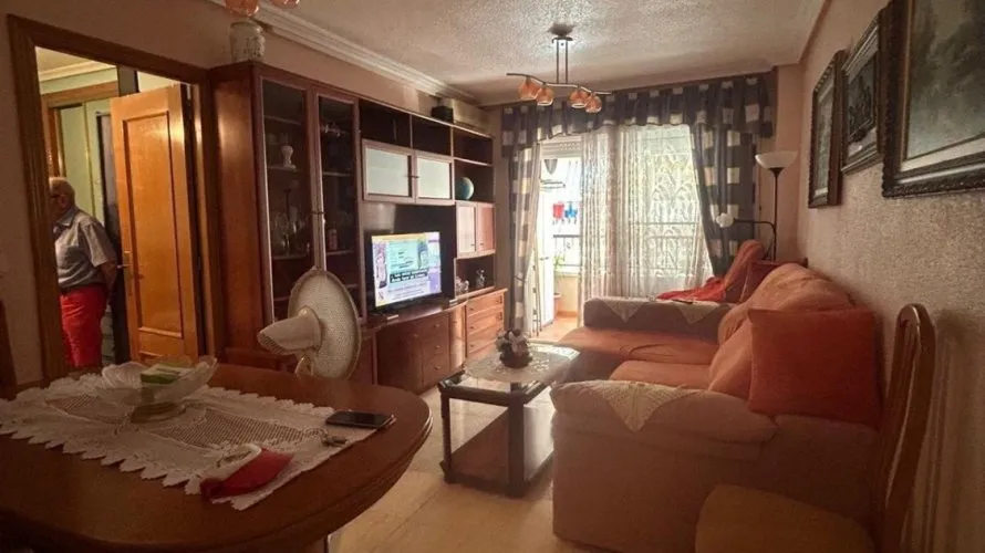 65m² apartment for sale, Torrevieja, Spain No. 2202 № 5