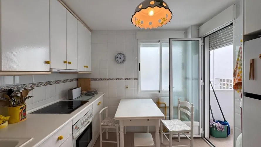 3 bedrooms apartment for sale, Torrevieja, Spain No. 1989 № 2