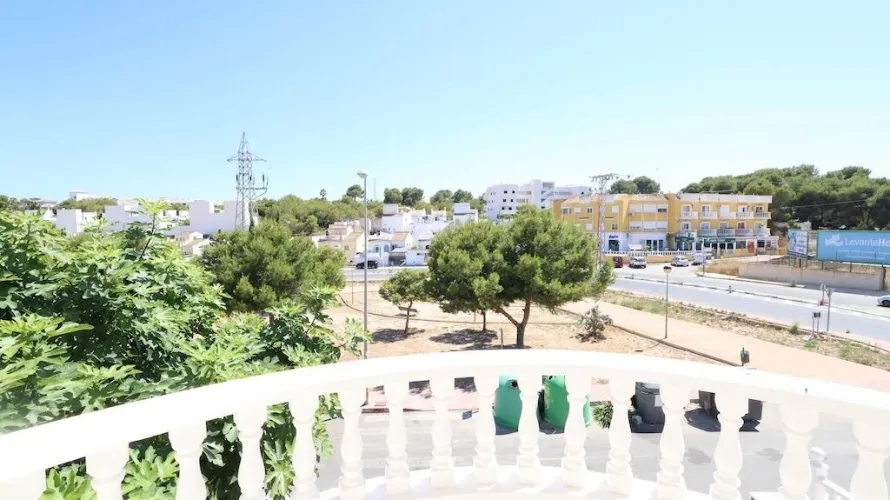 3 bedrooms apartment for sale, Campoamor, Spain No. 2138 № 6
