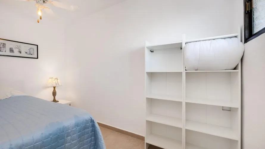 1 bedroom apartment for sale, Torrevieja, Spain No. 2290 № 3