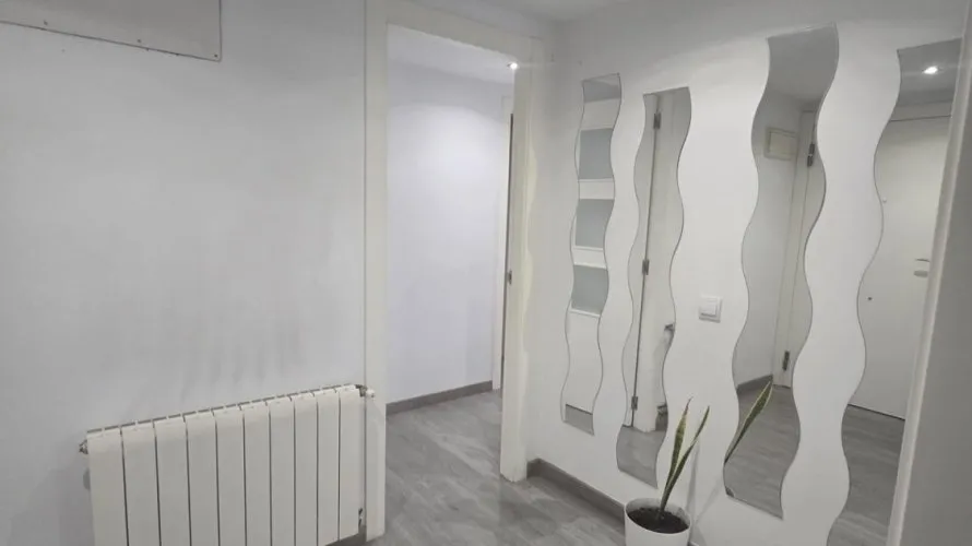 4 bedrooms apartment for sale, Paterna, Spain No. 2087 № 5