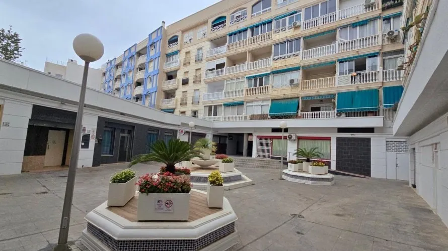 37m² apartment for sale, Torrevieja, Spain No. 2298 № 7
