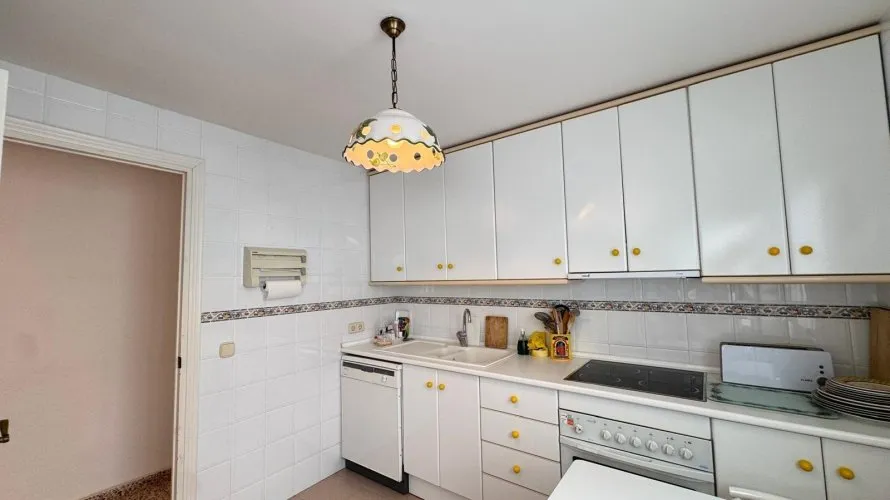 3 bedrooms apartment for sale, Torrevieja, Spain No. 1989