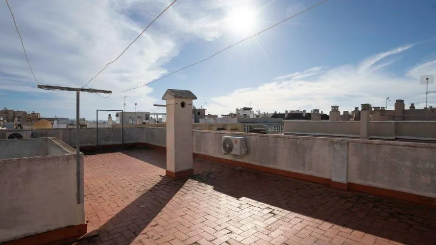1 bedroom apartment for sale, Torrevieja, Spain No. 2270 № 1
