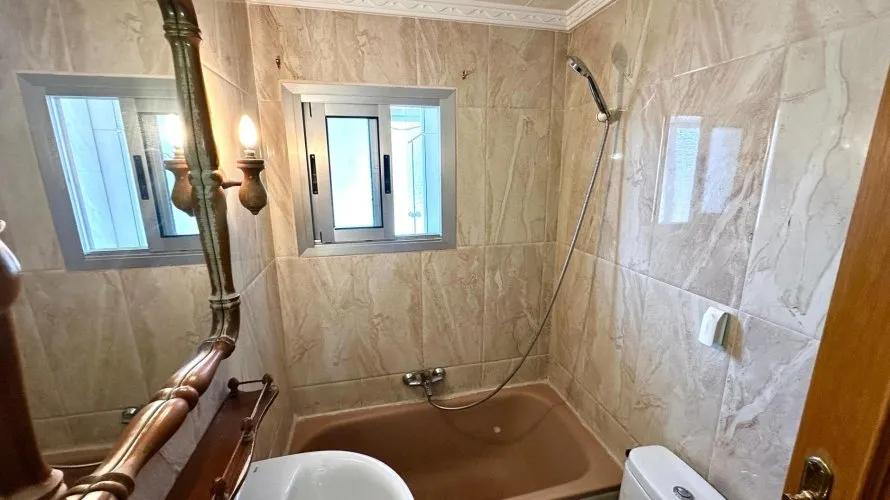 83m² apartment for sale, Alicante, Spain No. 2374 № 12