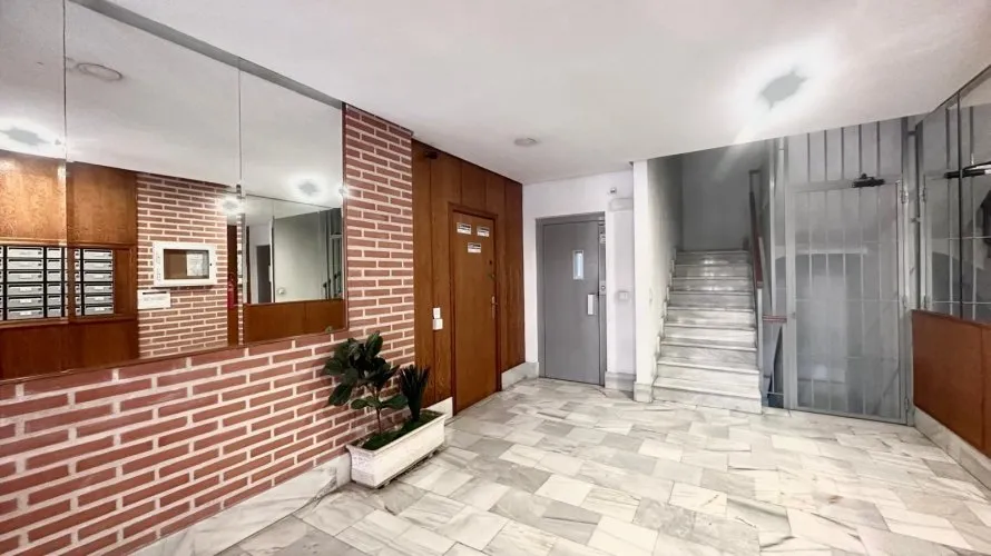 51m² apartment for sale, Torrevieja, Spain No. 2313 № 1