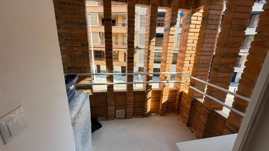 3 bedrooms apartment for sale, Torrevieja, Spain No. 2085 № 17