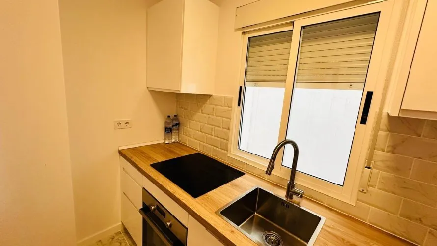 2 bedrooms apartment for sale, Torrevieja, Spain No. 2201 № 5