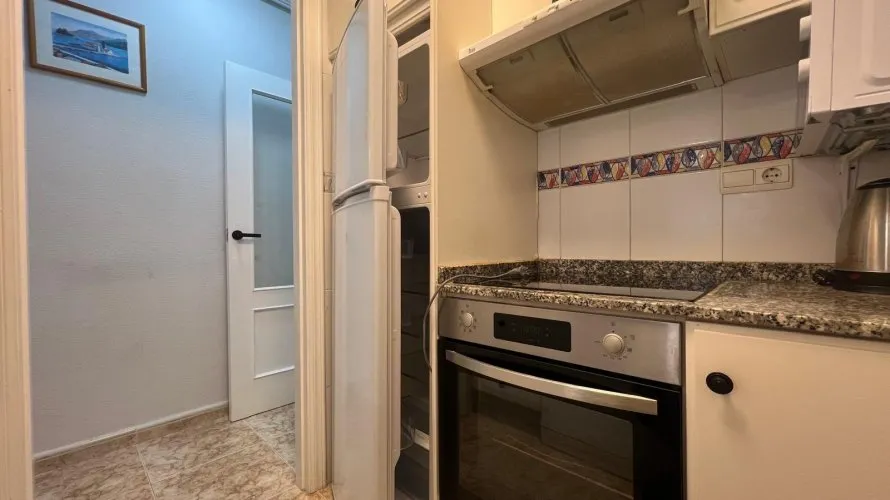 2 bedrooms apartment for sale, Torrevieja, Spain No. 2274 № 25