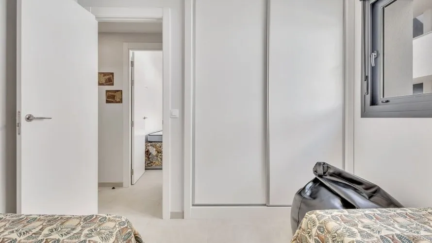 98m² apartment for sale, La Zenia, Spain No. 2430 № 4