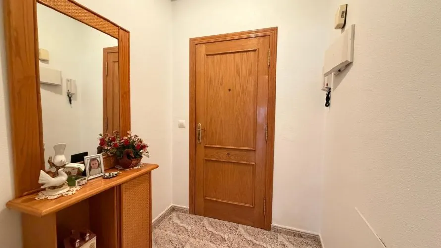 2 bedrooms apartment for sale, Torrevieja, Spain No. 2490 № 3