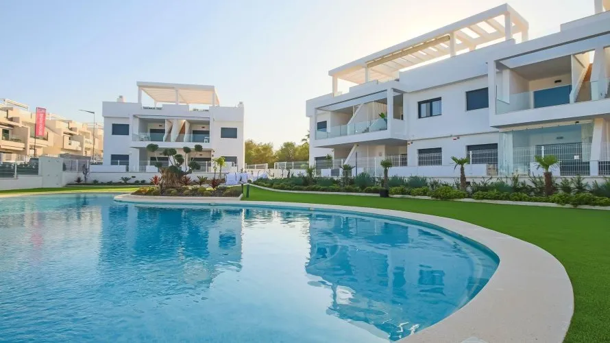 75m² apartment for sale, Los Balcones, Spain No. 2433 № 2