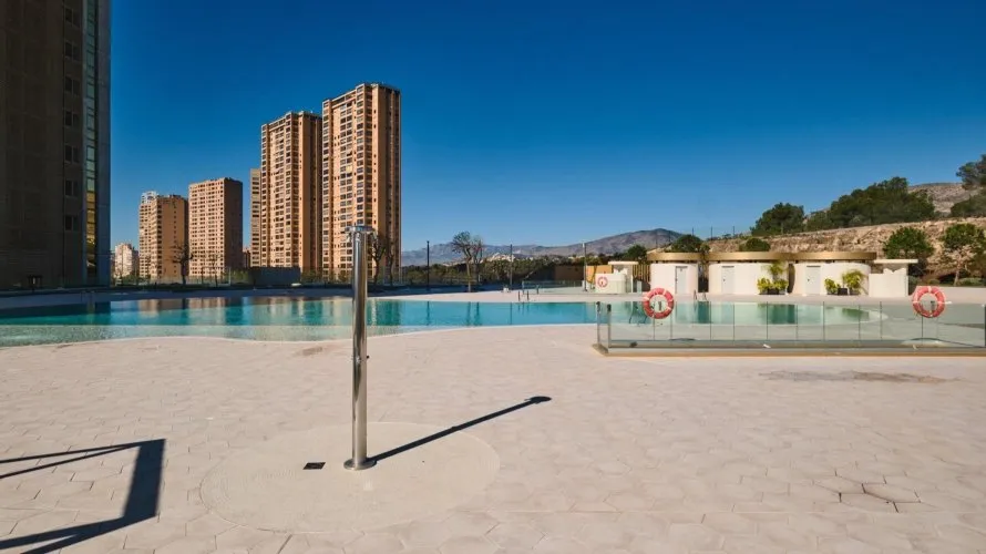 2 bedrooms apartment for sale, Benidorm, Spain No. 2461 № 2
