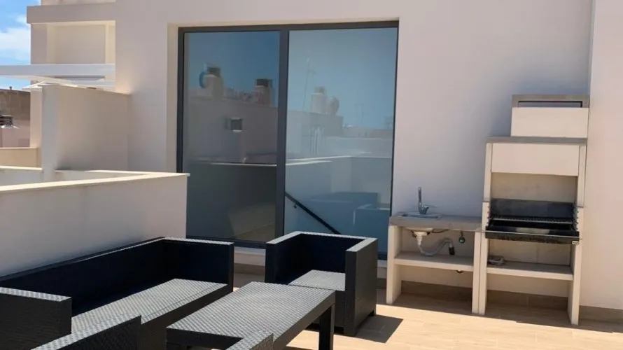 1 bedroom apartment for sale, Torrevieja, Spain No. 2605 № 3