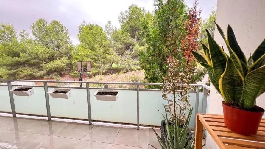 4 bedrooms apartment for sale, Chiva, Spain No. 2585 № 9