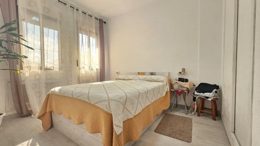 3 bedrooms apartment for sale, Torrevieja, Spain No. 2576 № 9