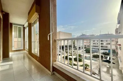 3 bedrooms apartment for sale, Torrevieja, Spain No. 2604