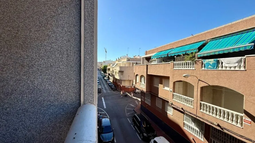 2 bedrooms apartment for sale, Torrevieja, Spain No. 2627 № 10