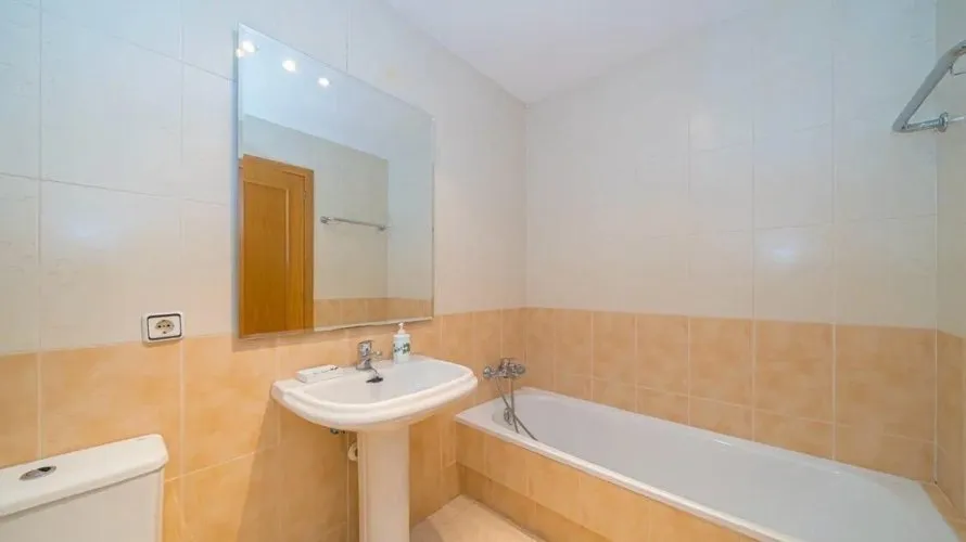 3 bedrooms apartment for sale, Benidorm, Spain No. 2643 № 17