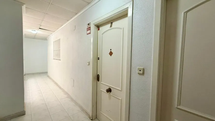 2 bedrooms apartment for sale, Torrevieja, Spain No. 2553 № 1