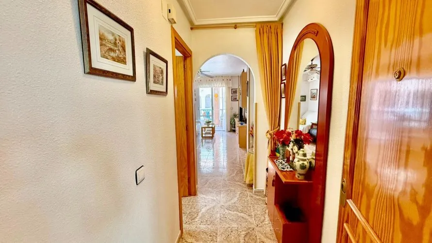 2 bedrooms apartment for sale, Torrevieja, Spain No. 2532 № 21