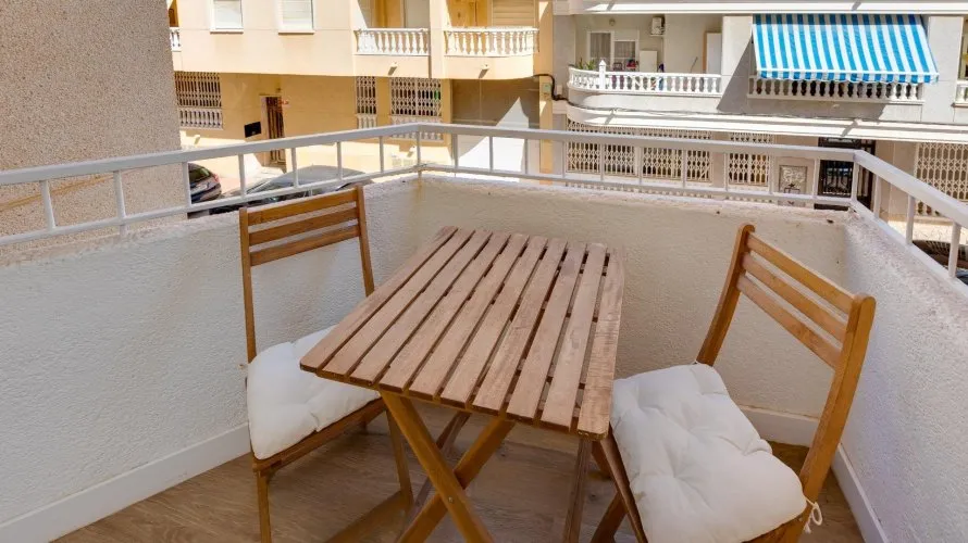 24m² apartment for sale, Torrevieja, Spain No. 2583 № 1