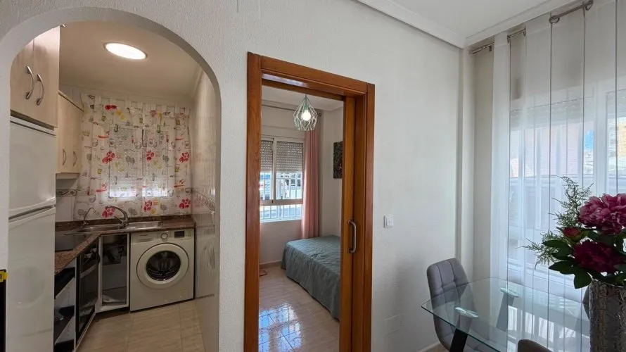 40m² apartment for sale, Torrevieja, Spain No. 2614 № 8