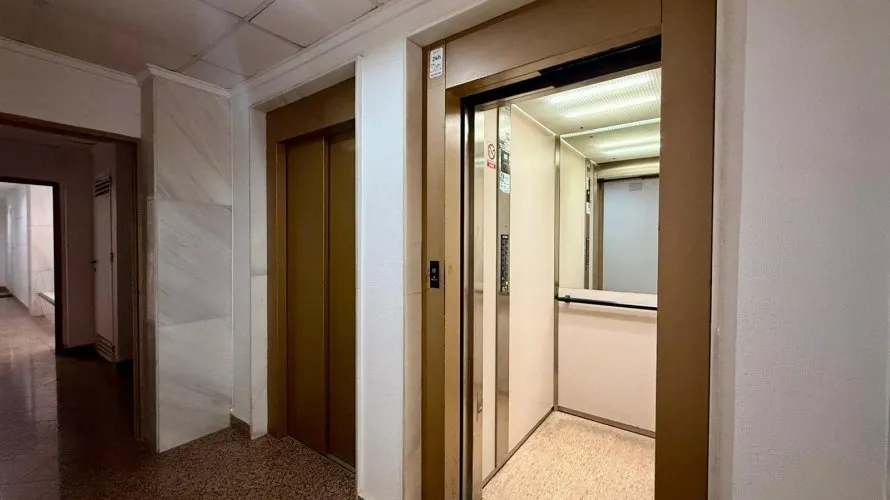2 bedrooms apartment for sale, Torrevieja, Spain No. 2553