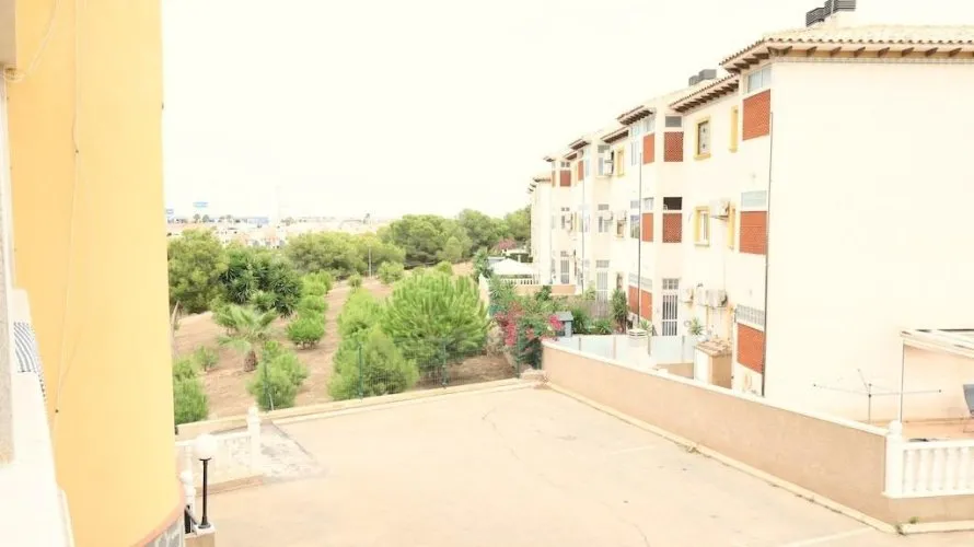 2 bedrooms apartment for sale, La Zenia, Spain No. 2602 № 2