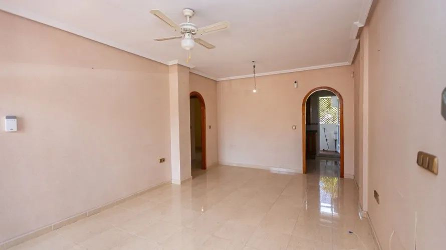 71m² apartment for sale, Alicante, Spain No. 2676 № 21