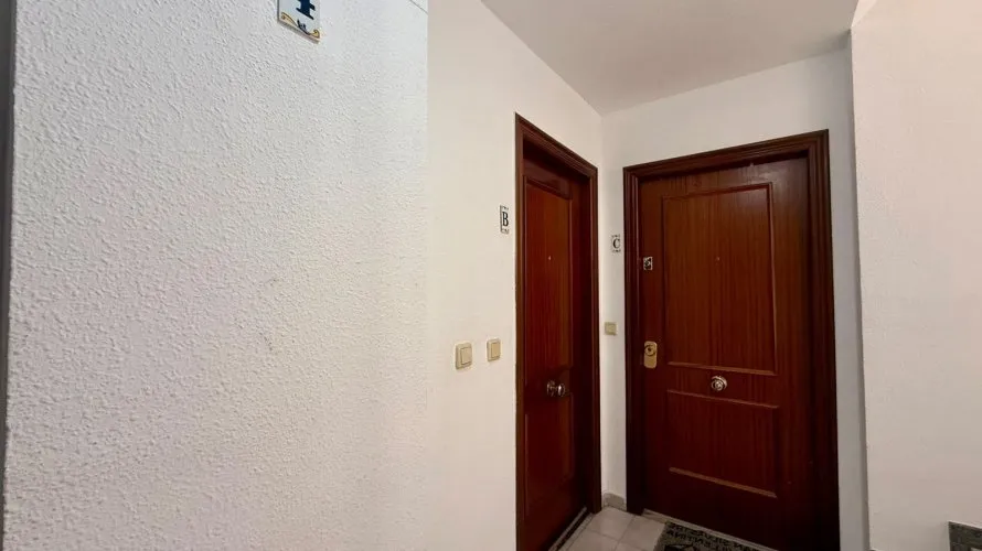 1 bedroom apartment for sale, Torrevieja, Spain No. 2573 № 6
