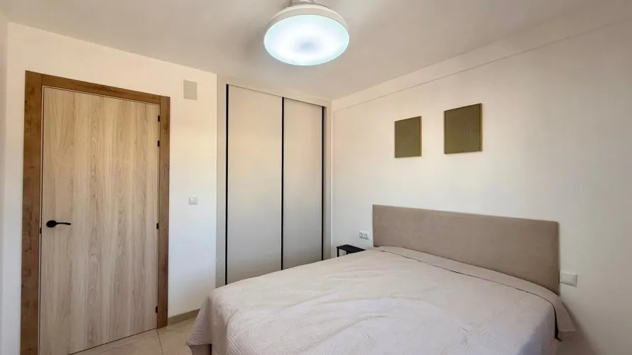 1 bedroom penthouse for sale, Torrevieja, Spain No. 2574 № 11