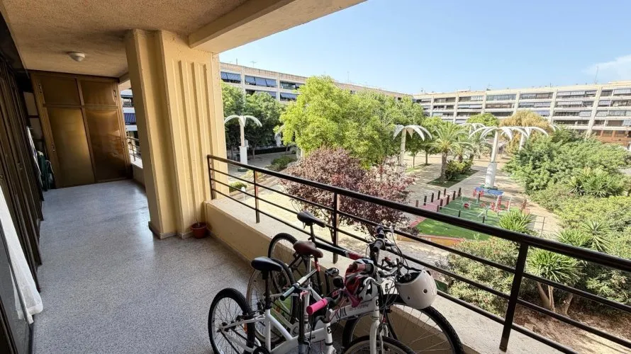 3 bedrooms apartment for sale, Guardamar del Segura, Spain No. 2572 № 2