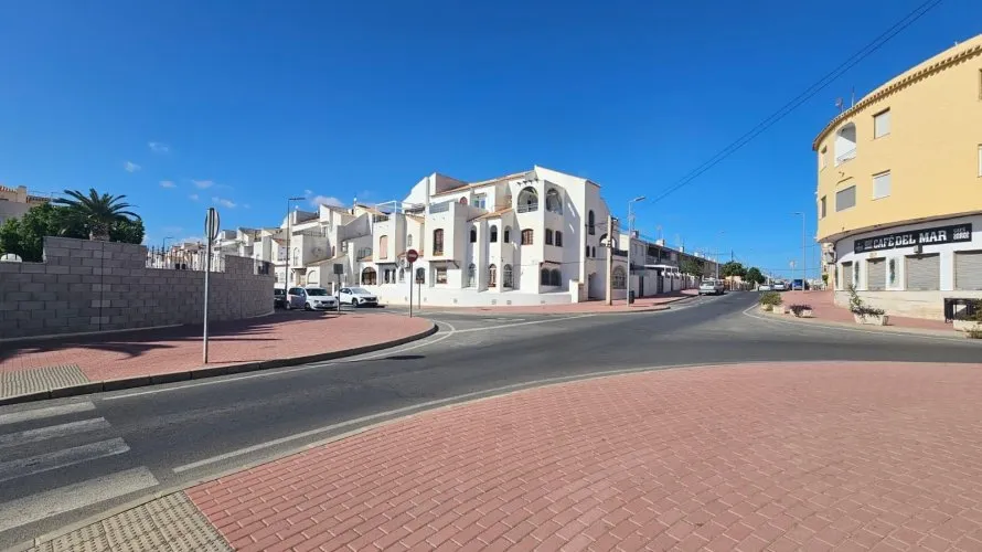 3 bedrooms apartment for sale, Torrevieja, Spain No. 2576