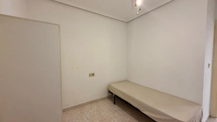 2 bedrooms apartment for sale, Torrevieja, Spain No. 2553 № 14