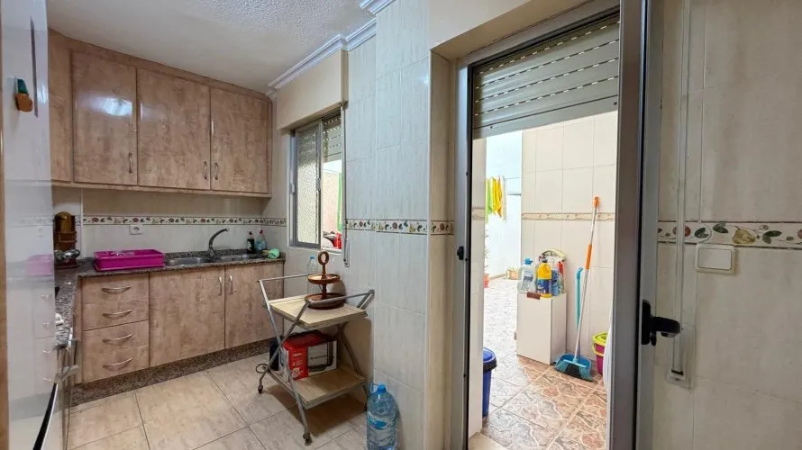 3 bedrooms apartment for sale, Torrevieja, Spain No. 2625 № 24