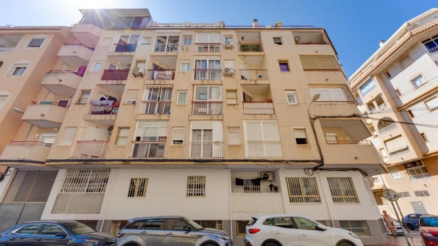 24m² apartment for sale, Torrevieja, Spain No. 2583 № 6