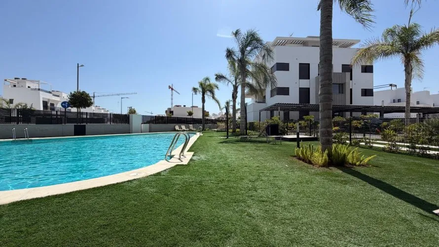 2 bedrooms apartment for sale, Los Alcazares, Spain No. 2601 № 1