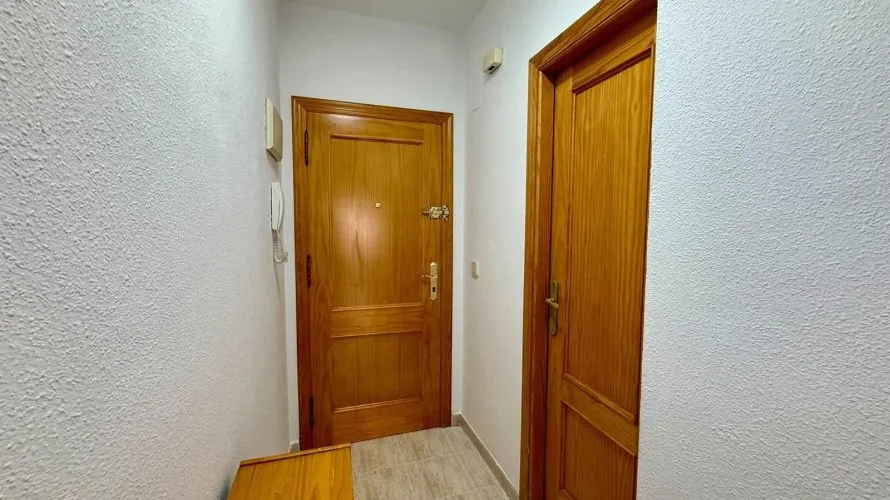 2 bedrooms apartment for sale, Torrevieja, Spain No. 2627 № 4
