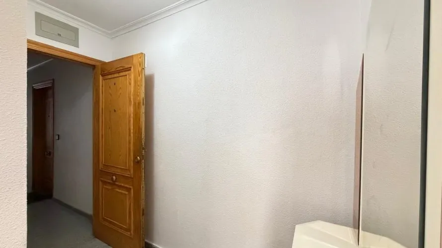2 bedrooms apartment for sale, Torrevieja, Spain No. 2624 № 25