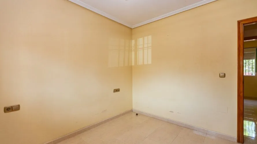 71m² apartment for sale, Alicante, Spain No. 2676 № 1