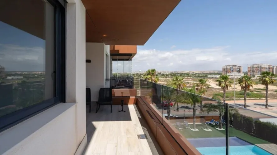 2 bedrooms apartment for sale, Guardamar del Segura, Spain No. 2629 № 1