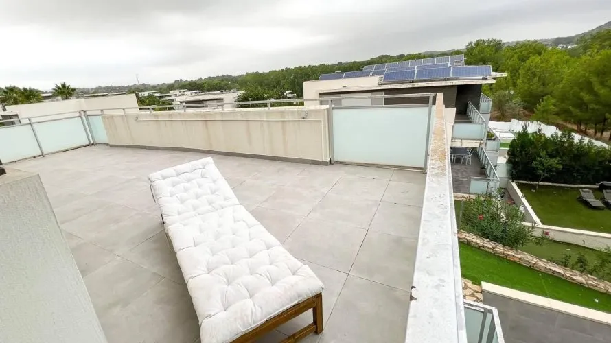 4 bedrooms apartment for sale, Chiva, Spain No. 2585 № 25