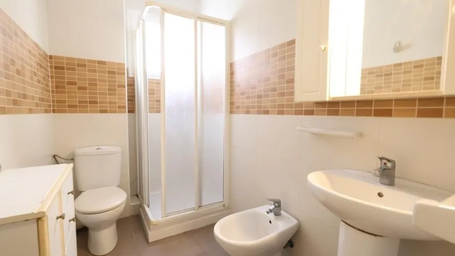 3 bedrooms apartment for sale, Torrevieja, Spain No. 2700 № 2