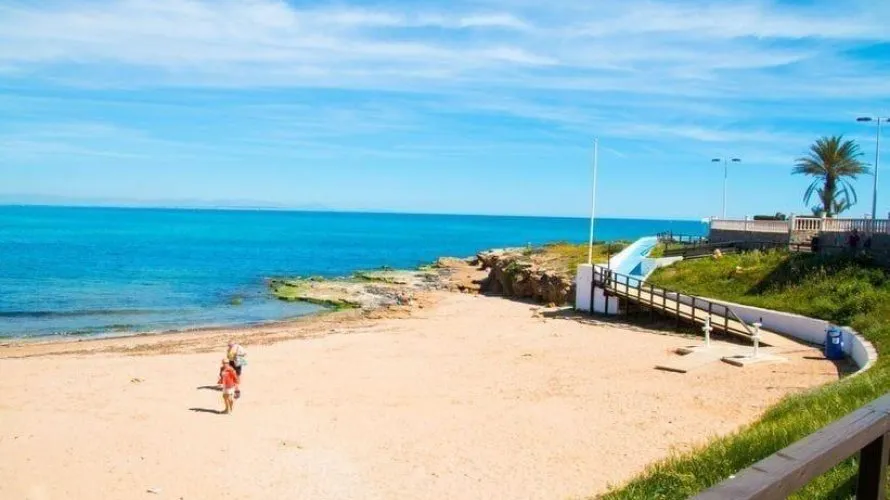 48m² apartment for sale, Torrevieja, Spain No. 2747 № 2