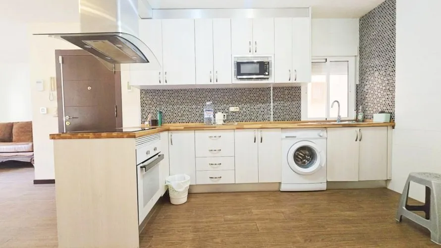 2 bedrooms apartment for sale, Torrevieja, Spain No. 2766 № 11